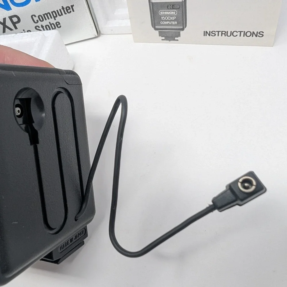 Chinon 1500XP Computer Auto-Electronic Strobe Flash Unit with‎ Box & Manual
